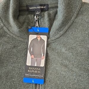 Brand New NWT Banana Republic Olive Green Zip-Up Sweater
